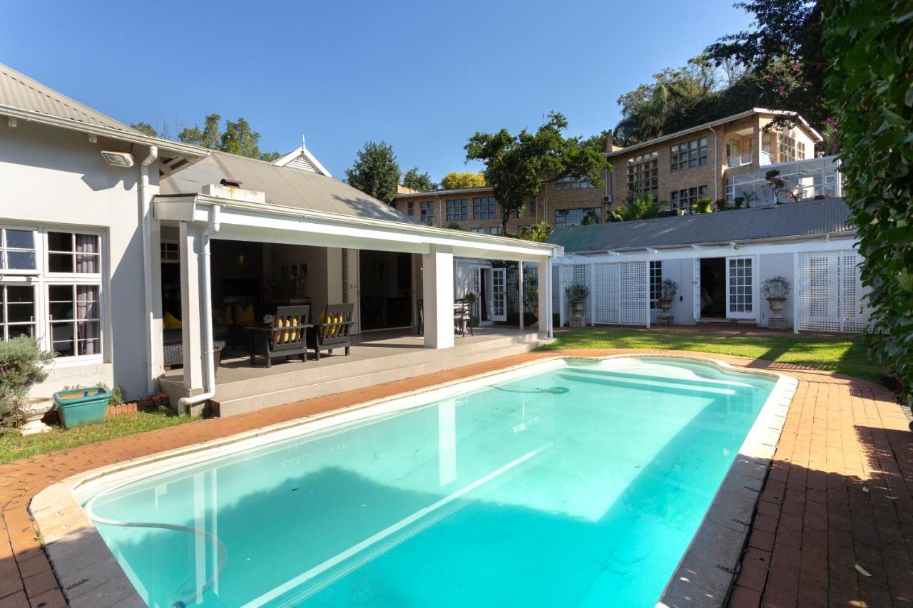 Taunton Manor Hotel Pietermaritzburg Buitenkant foto