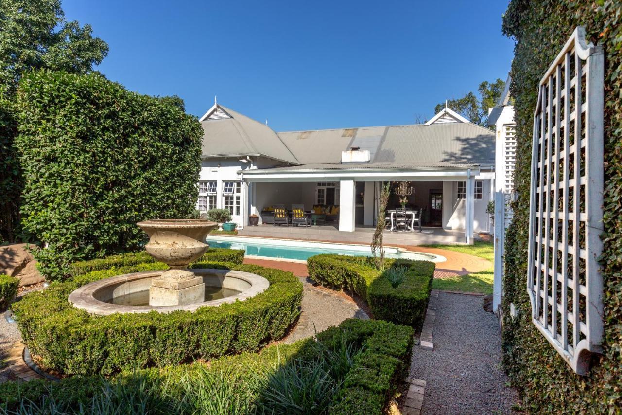 Taunton Manor Hotel Pietermaritzburg Buitenkant foto