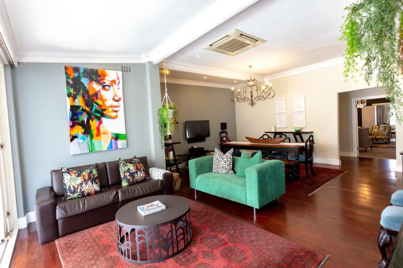 Taunton Manor Hotel Pietermaritzburg Buitenkant foto