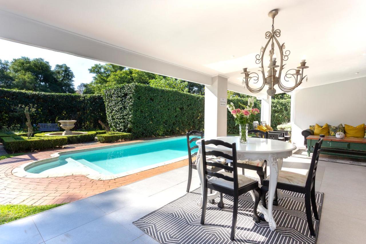 Taunton Manor Hotel Pietermaritzburg Buitenkant foto